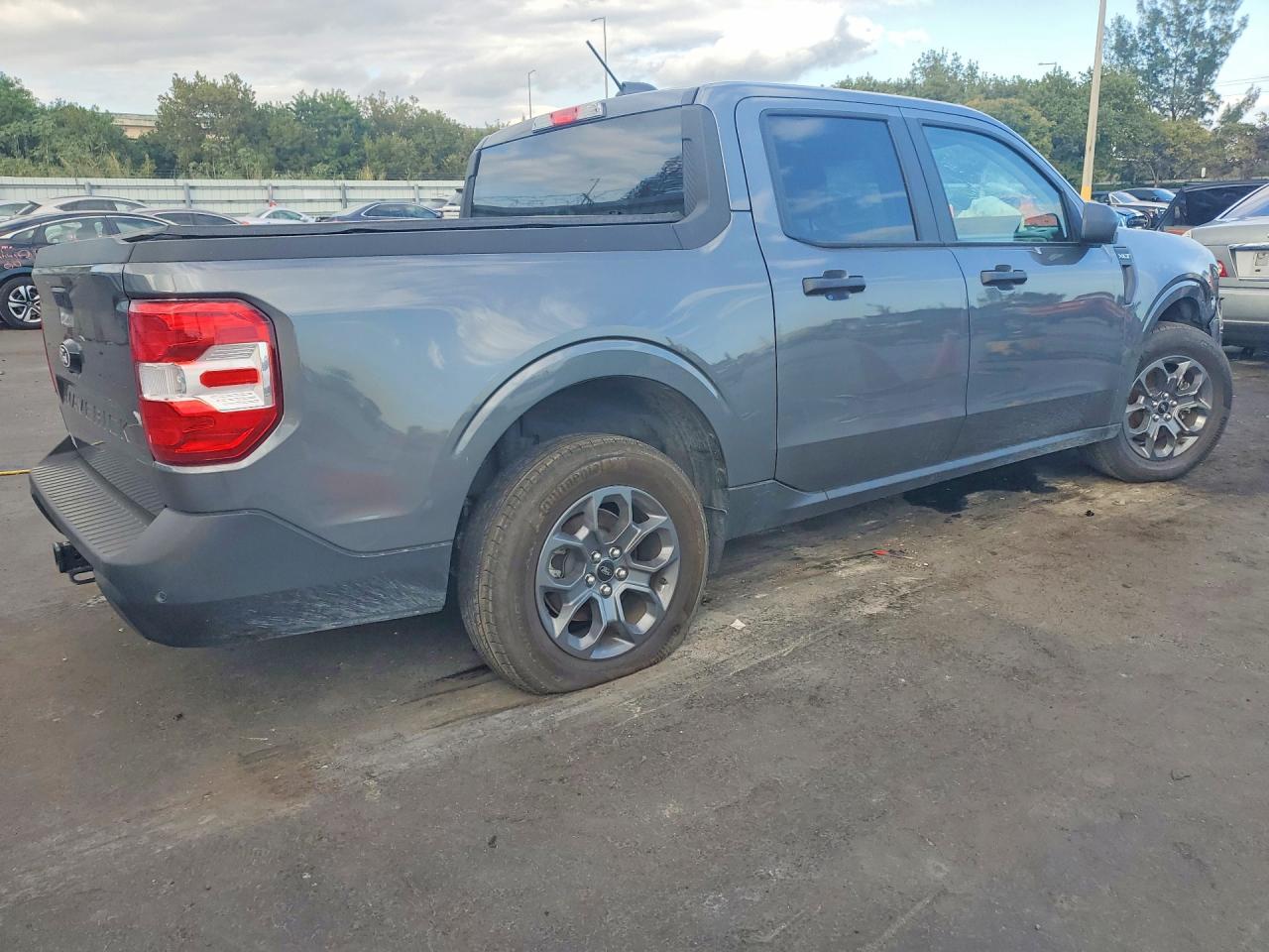 2025 Ford Maverick Xlt - Image 3