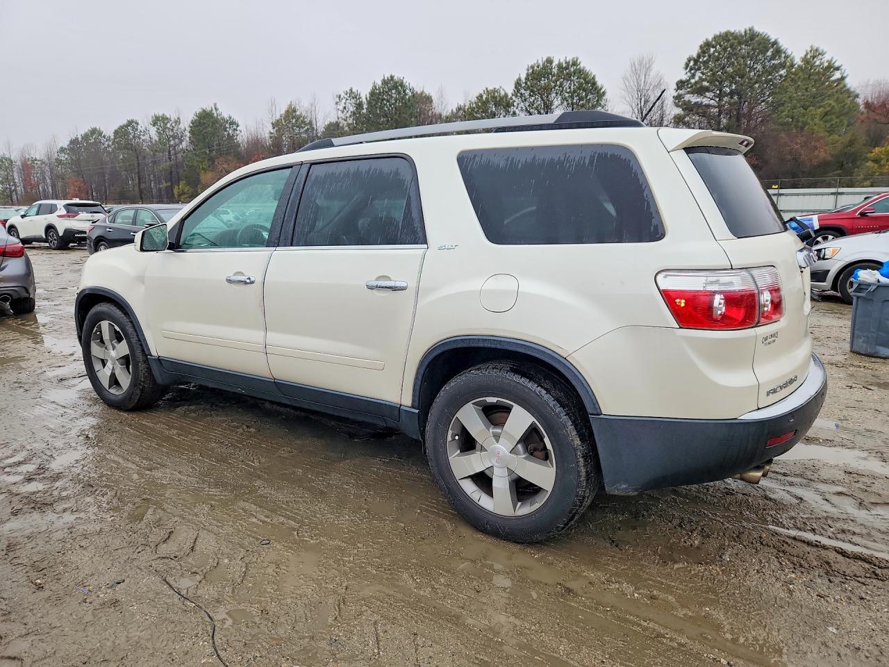 2012 GMC Acadia Slt-1 - Image 2