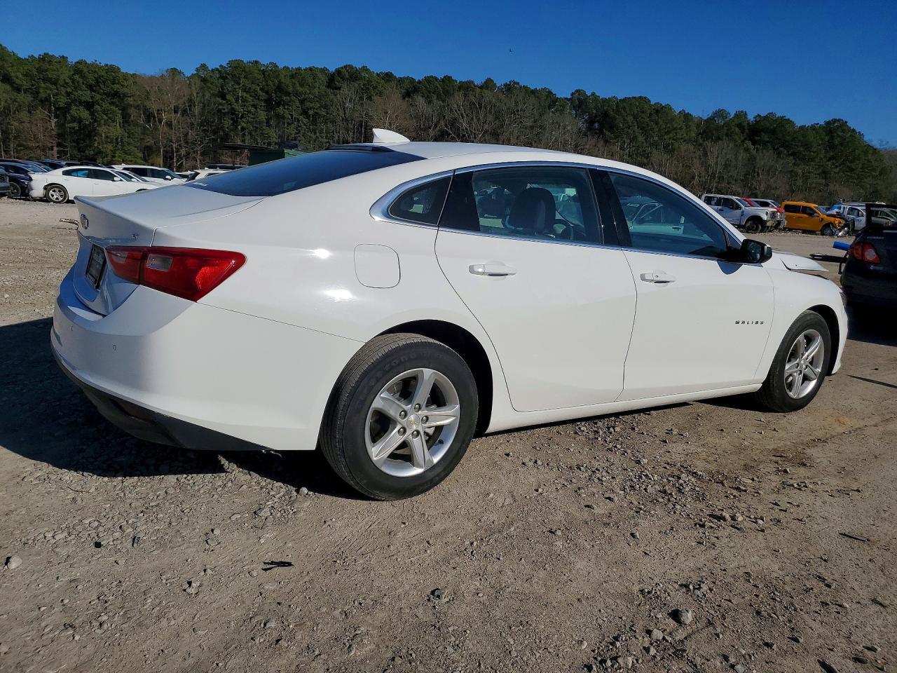 2024 Chevrolet Malibu Lt - Фото 3