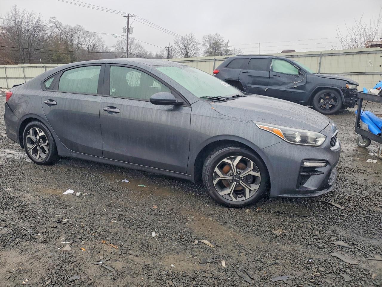 2019 Kia Forte Lxs - Image 4