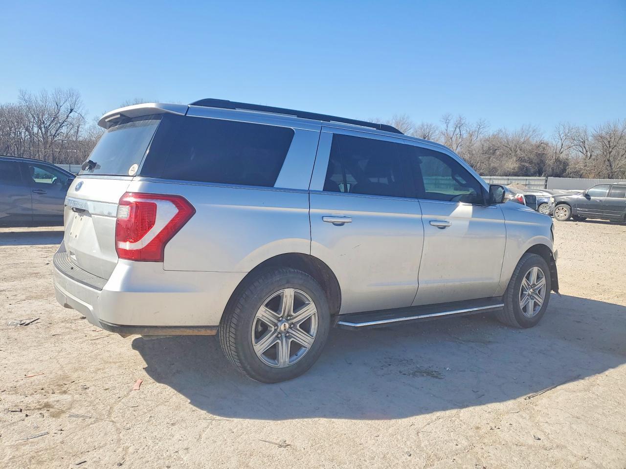 2019 Ford Expedition Xlt - Image 3