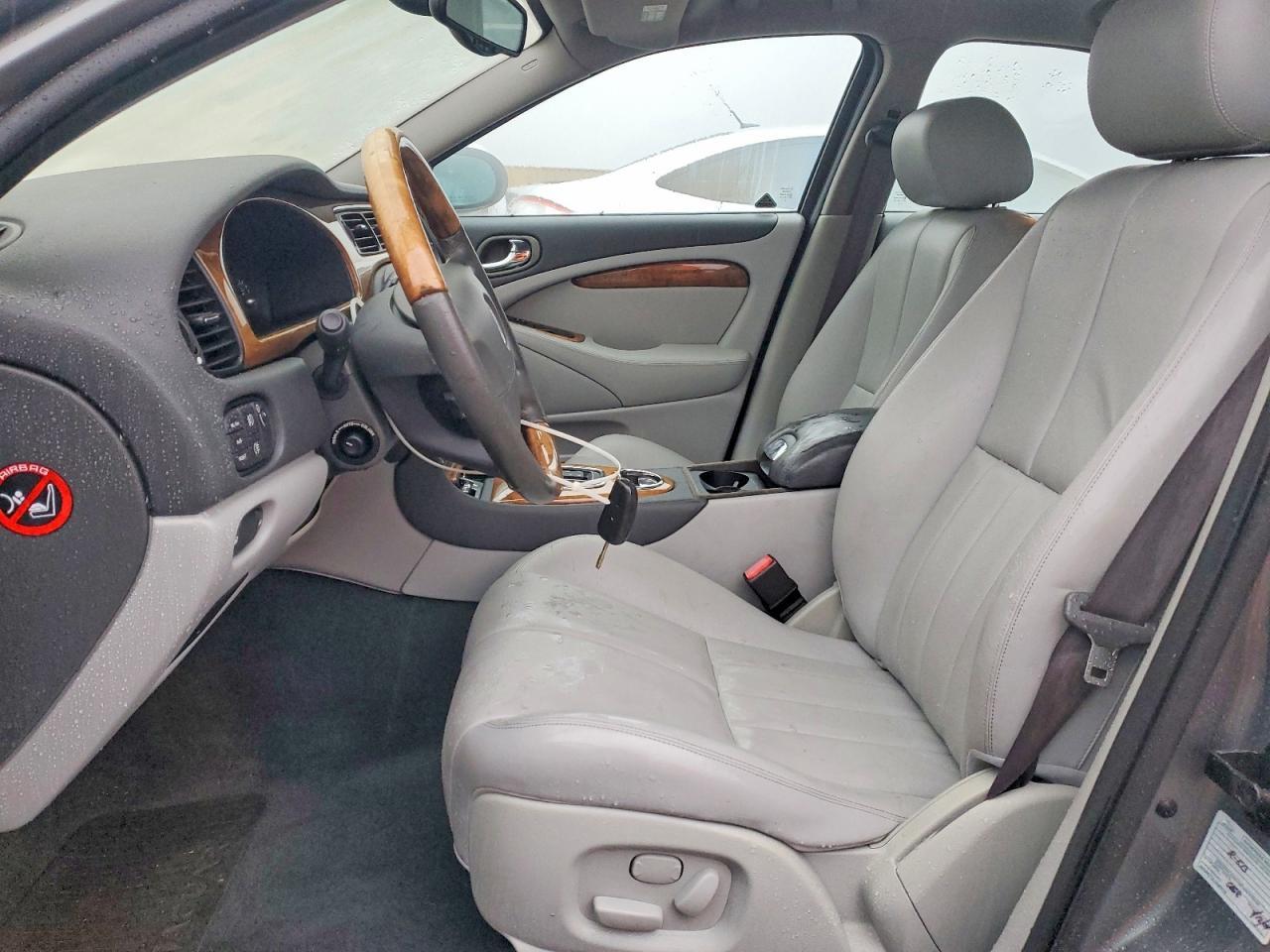 2003 Jaguar S-Type - Image 7
