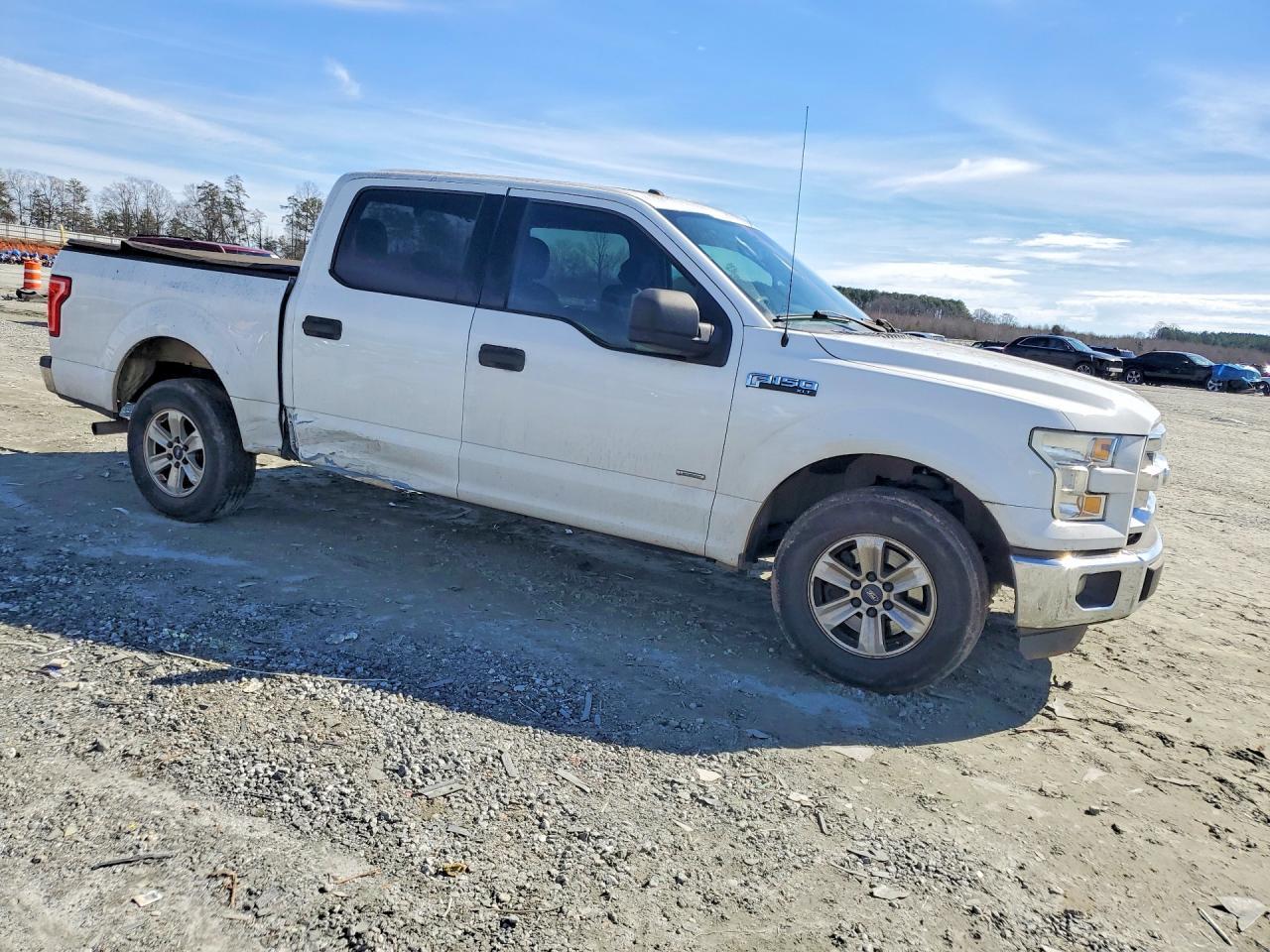 2016 Ford F150 Supercrew - Фото 4