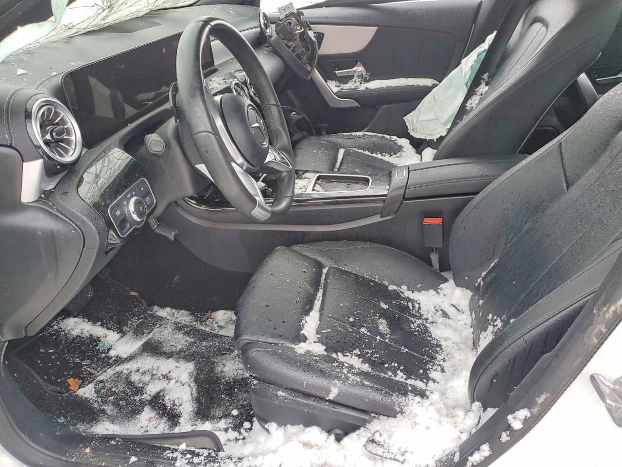 2025 Mercedes-Benz Cla 250 4Matic - Image 7