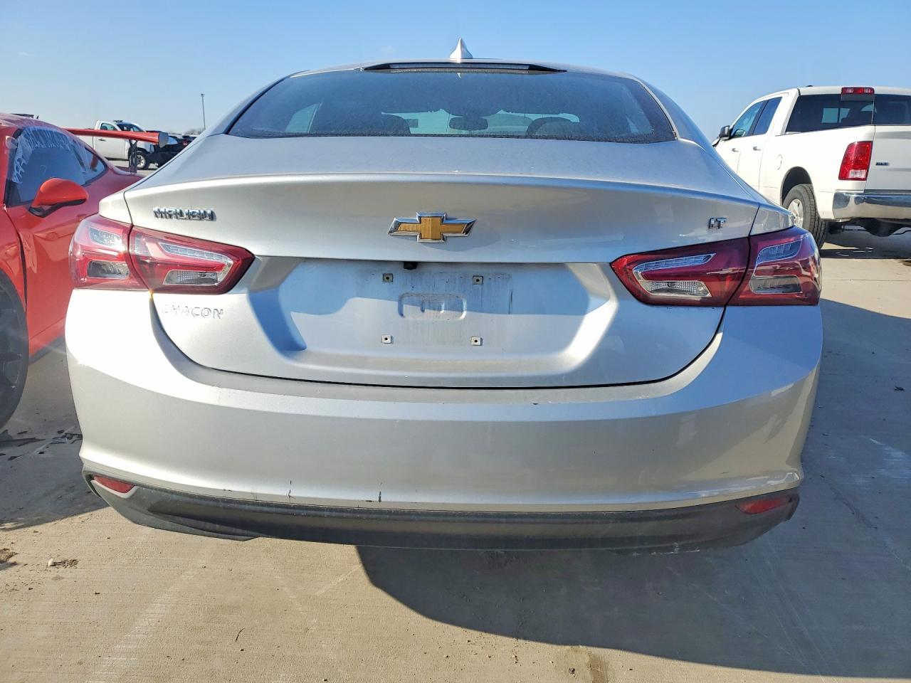 2022 Chevrolet Malibu Lt - Фото 6