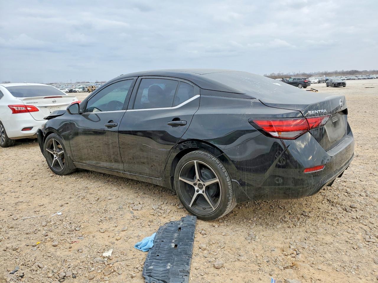 2021 Nissan Sentra S - Image 2