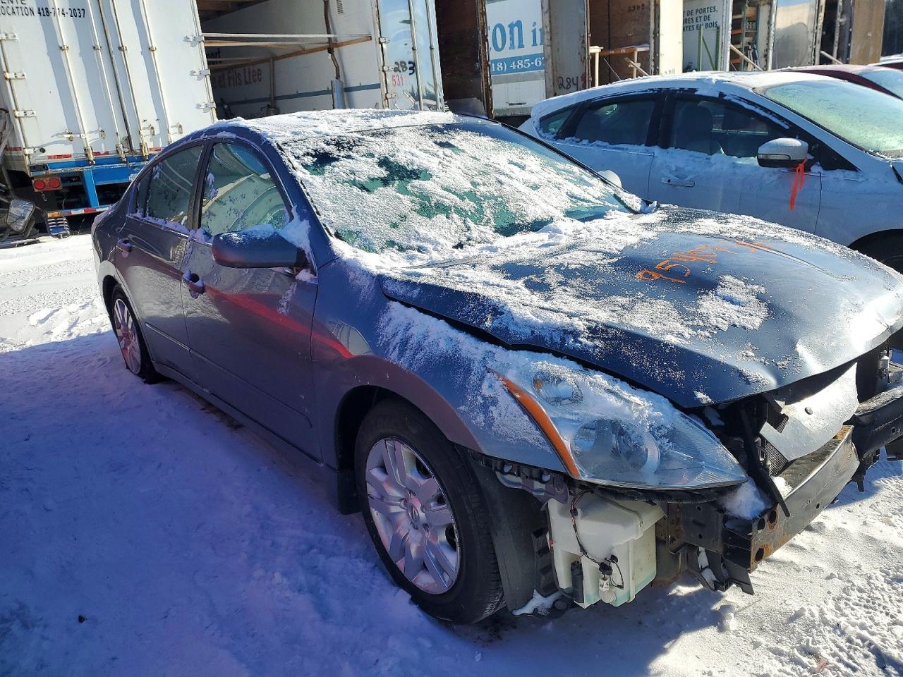 2010 Niss Altima Base - Image 4
