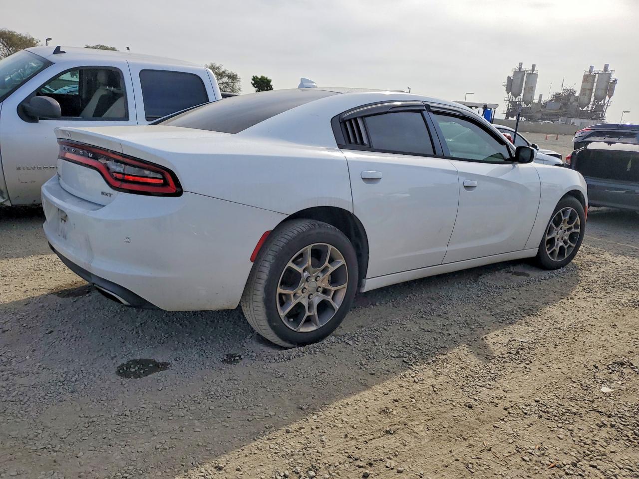 2015 Dodge Charger Sxt - Фото 3