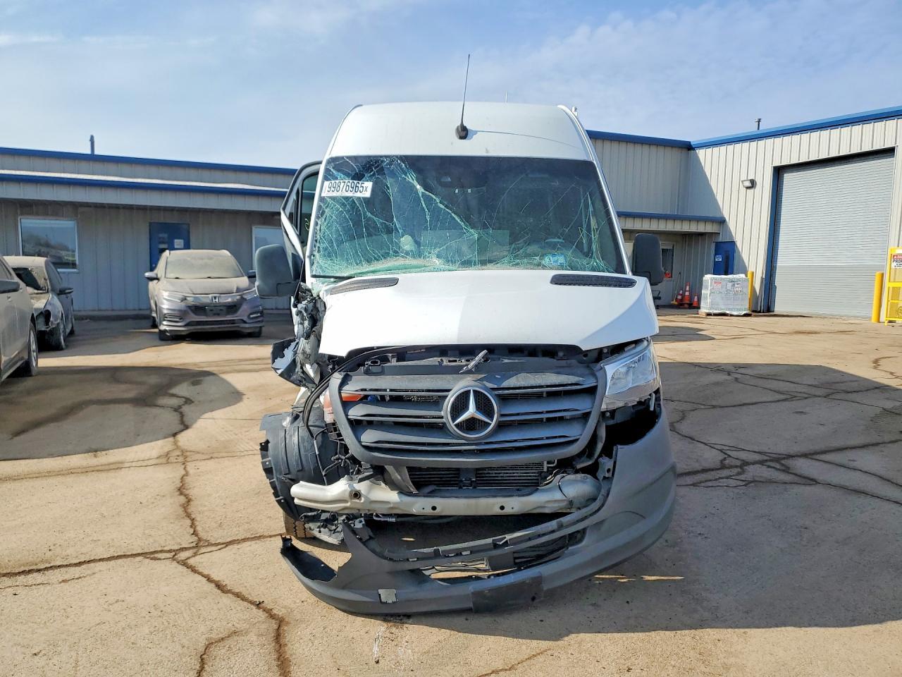 2021 Mercedes Benz Sprinter 2500 Delivery Van - Фото 5
