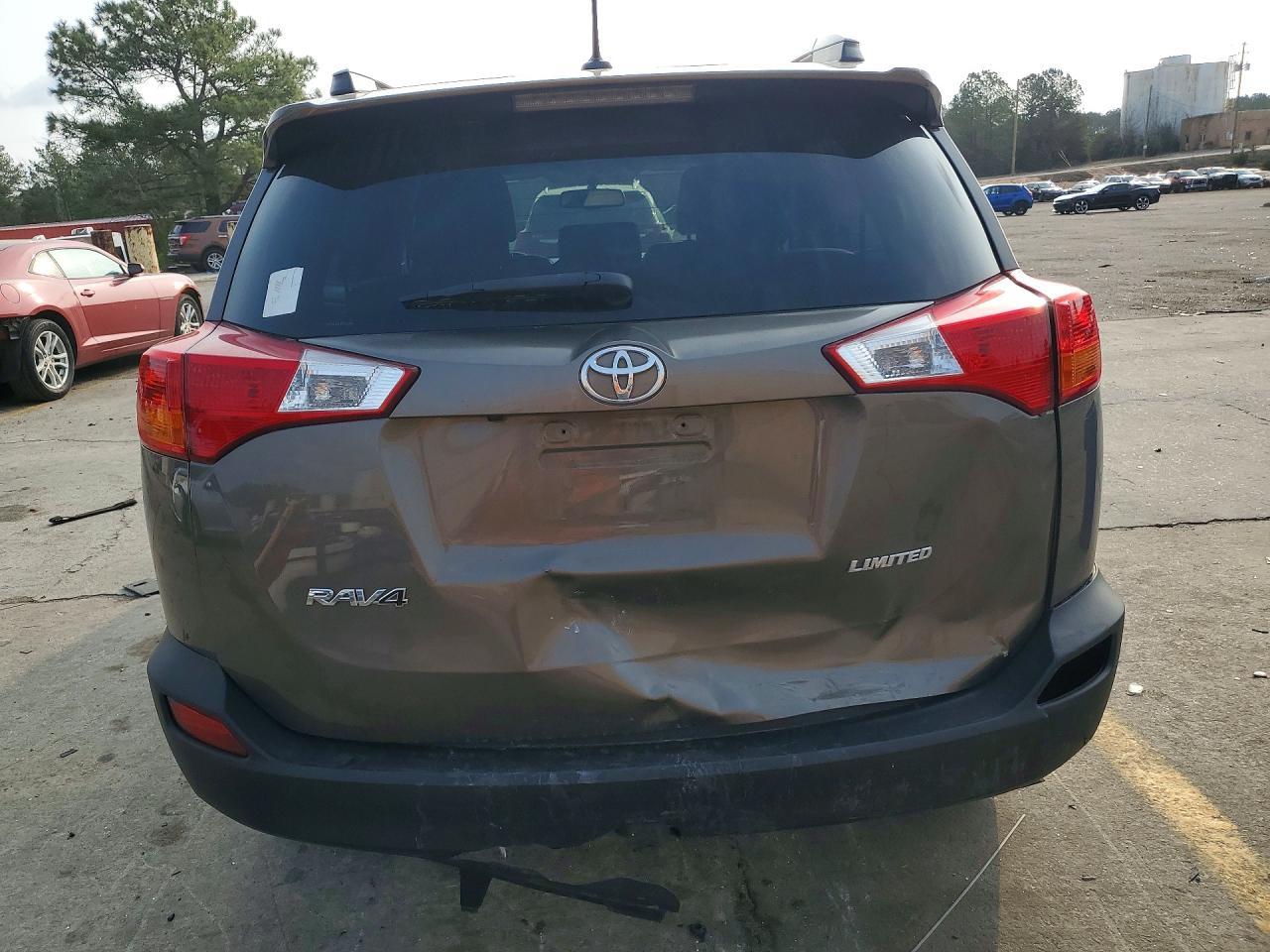 2015 Toyota Rav4 - Image 6