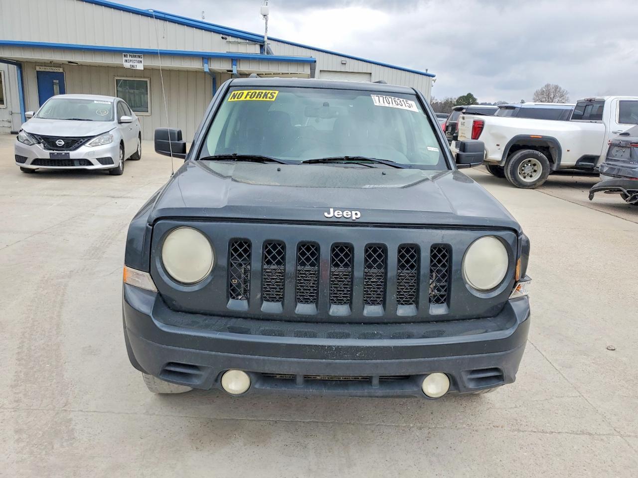 2013 Jeep Patriot Latitude - Image 5