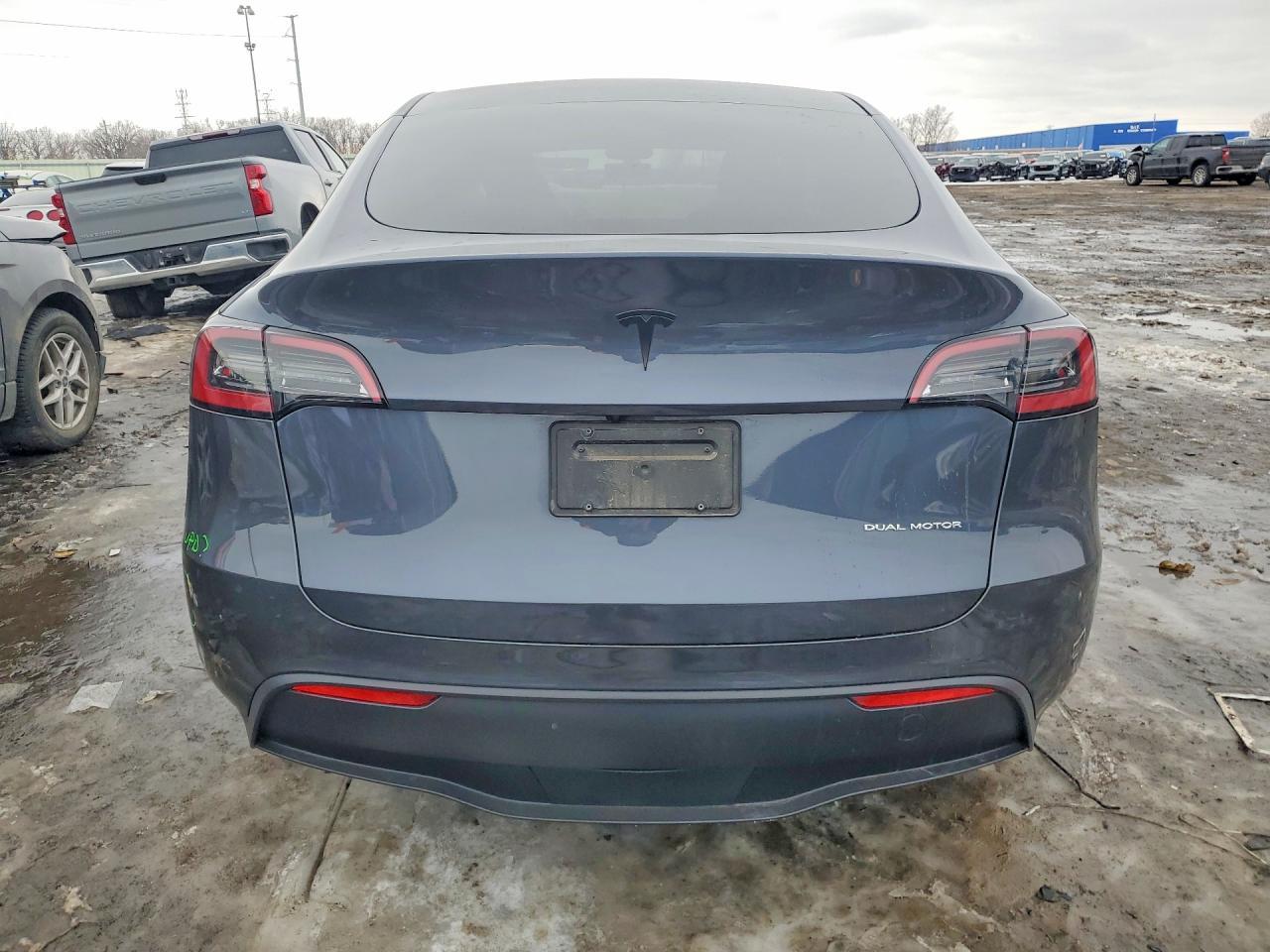 2023 Tesla Model Y - Image 6