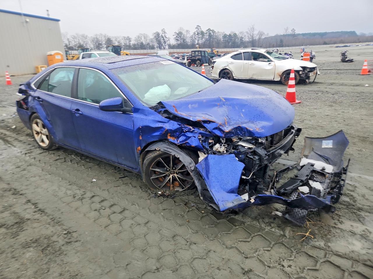 2015 Toyota Camry Xse - Фото 4