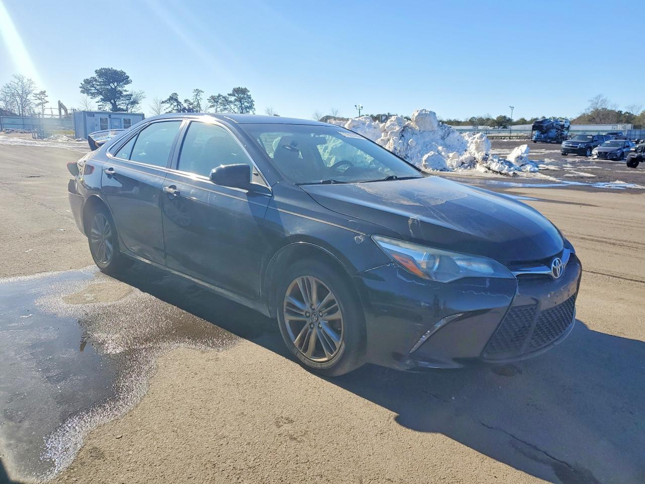 2016 Toyota Camry Le - Фото 4