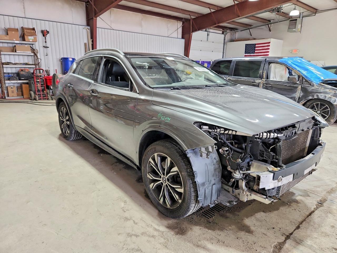 2017 Infiniti Qx30 Base - Фото 4