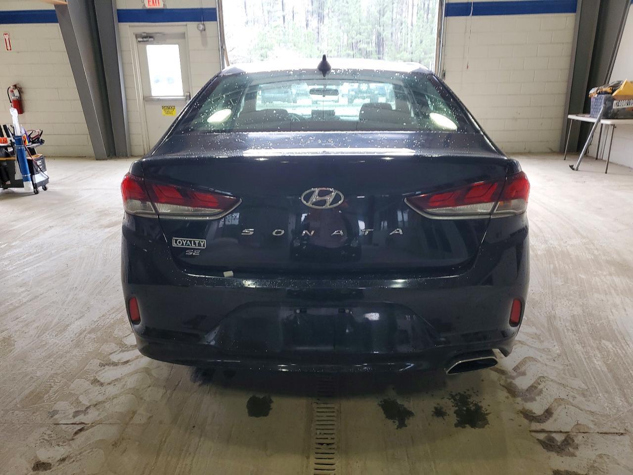 2018 Hyundai Sonata Se - Image 6
