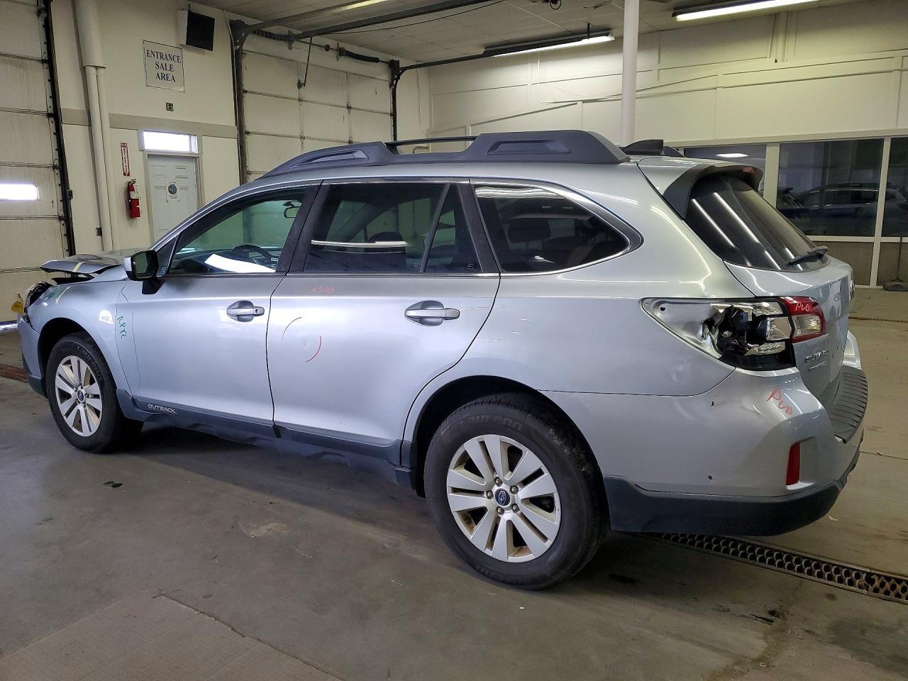 2017 Subaru Outback 2.5I Premium - Фото 2