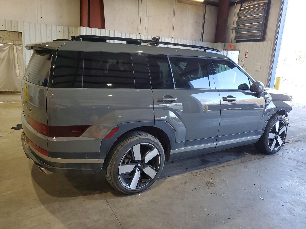 2025 Hyundai Santa Fe Limited - Фото 3