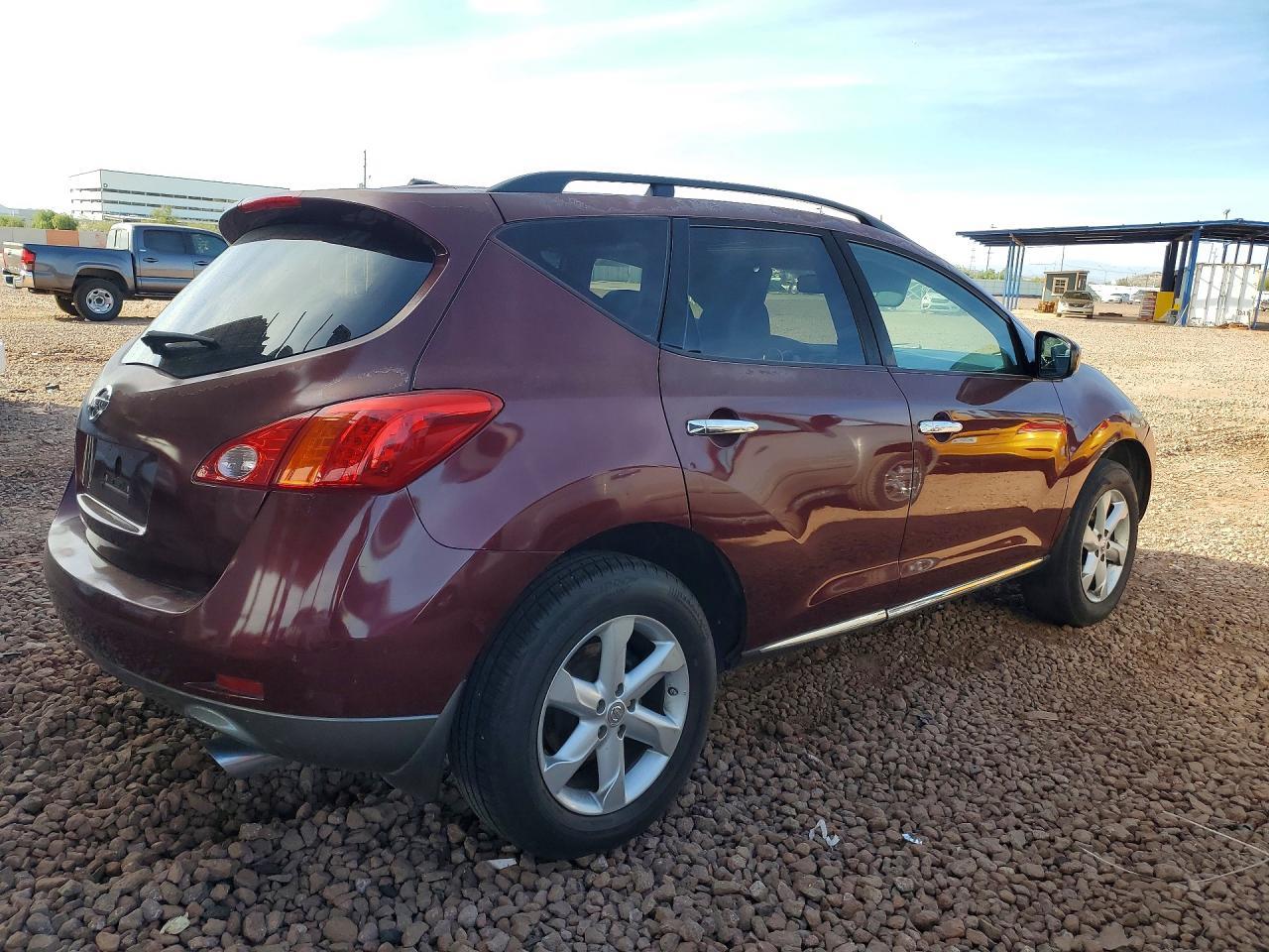 2010 Nissan Murano S - Фото 3