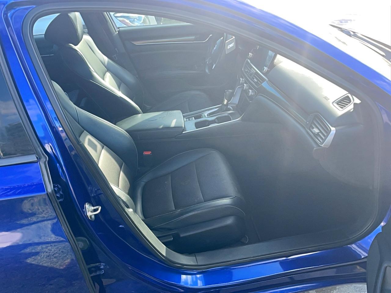 2018 Honda Accord Sport - Image 5