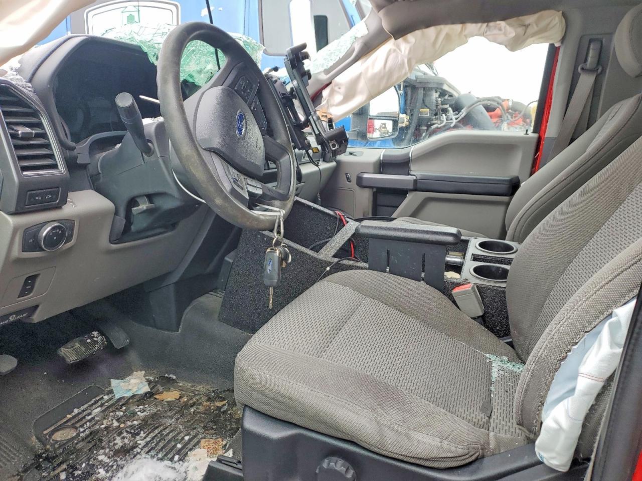 2019 Ford F550 - Фото 7