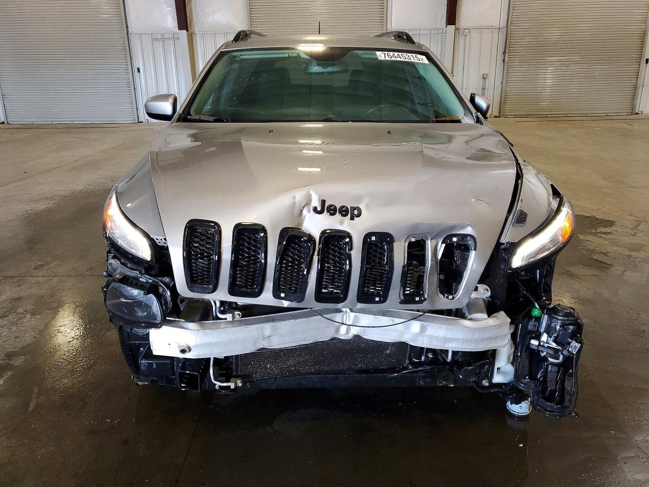 2015 Jeep Cherokee Latitude - Фото 5