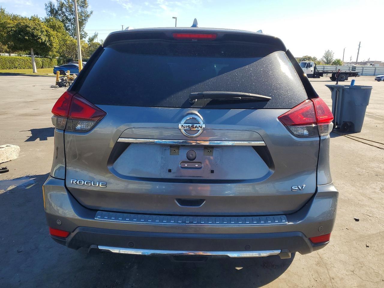 2020 Nissan Rogue S - Image 6