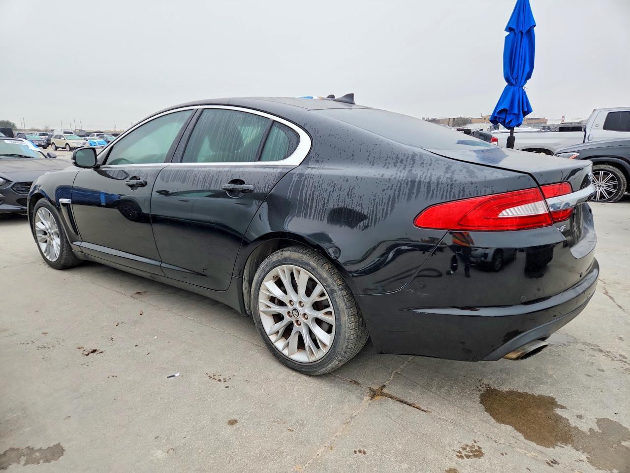 2013 Jaguar Xf - Фото 2