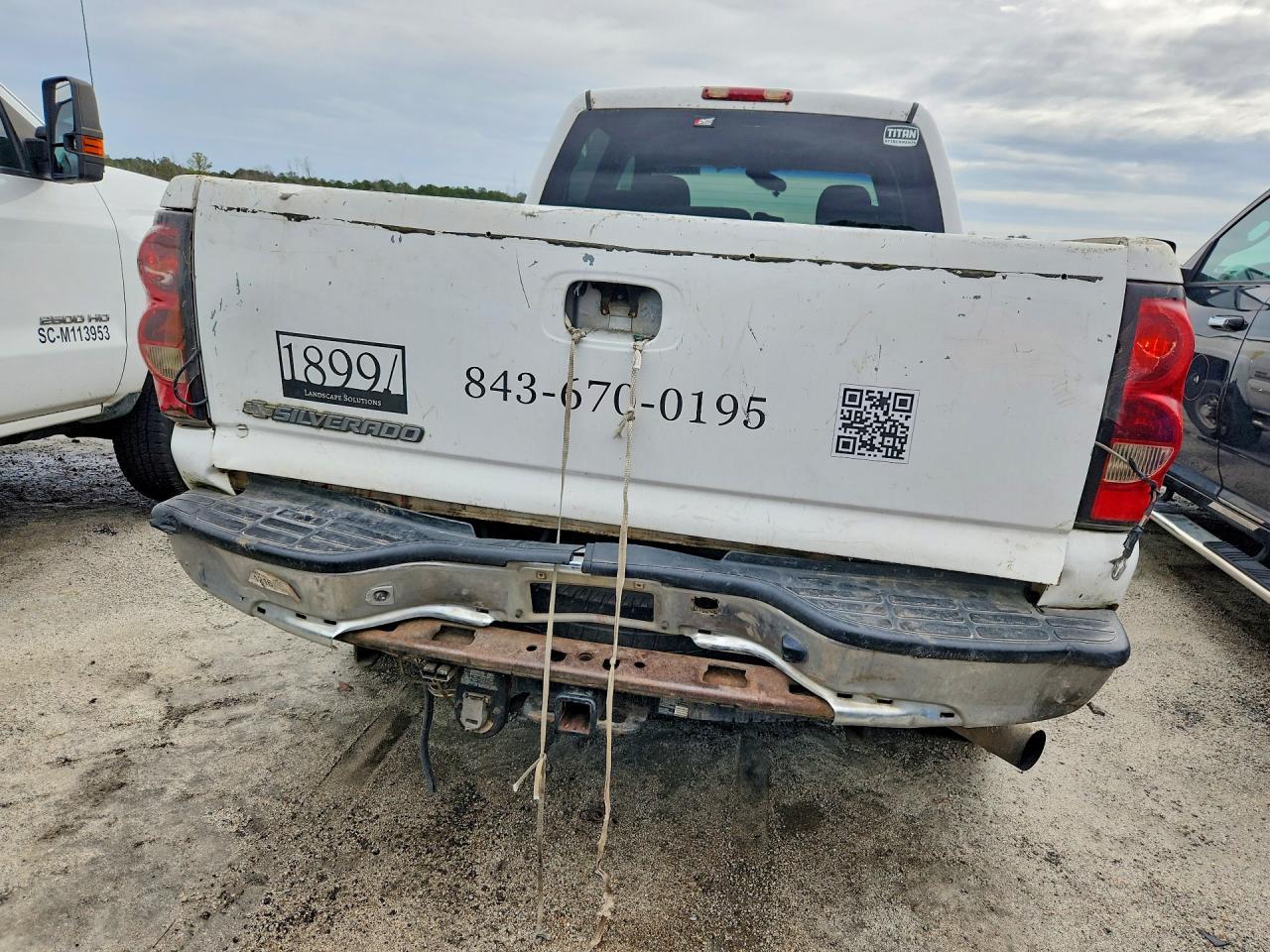 2007 Chevrolet Silverado C2500 Heavy Duty - Image 6