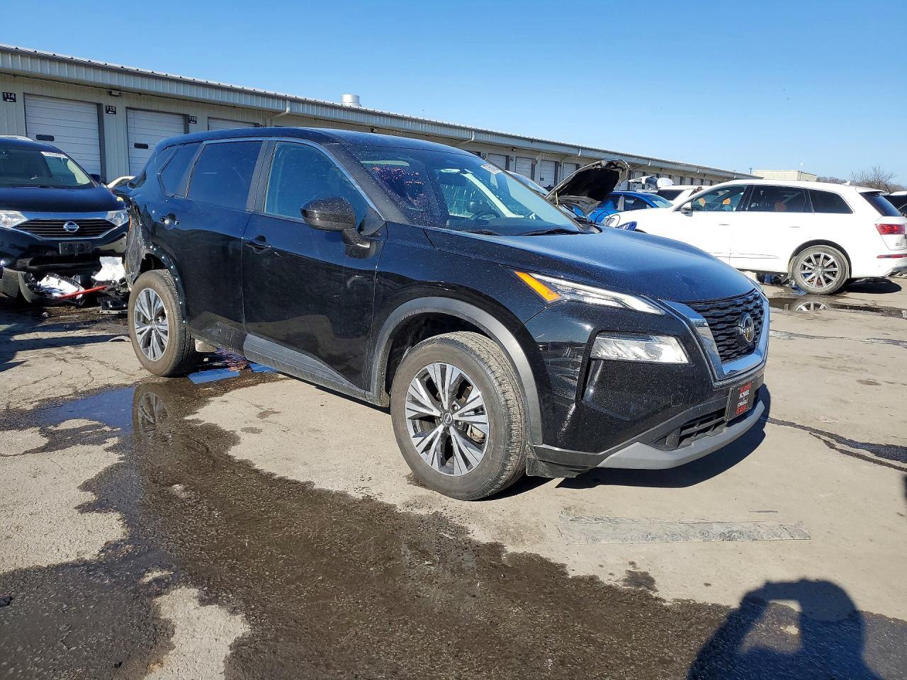 2023 Nissan Rogue Sv - Image 4