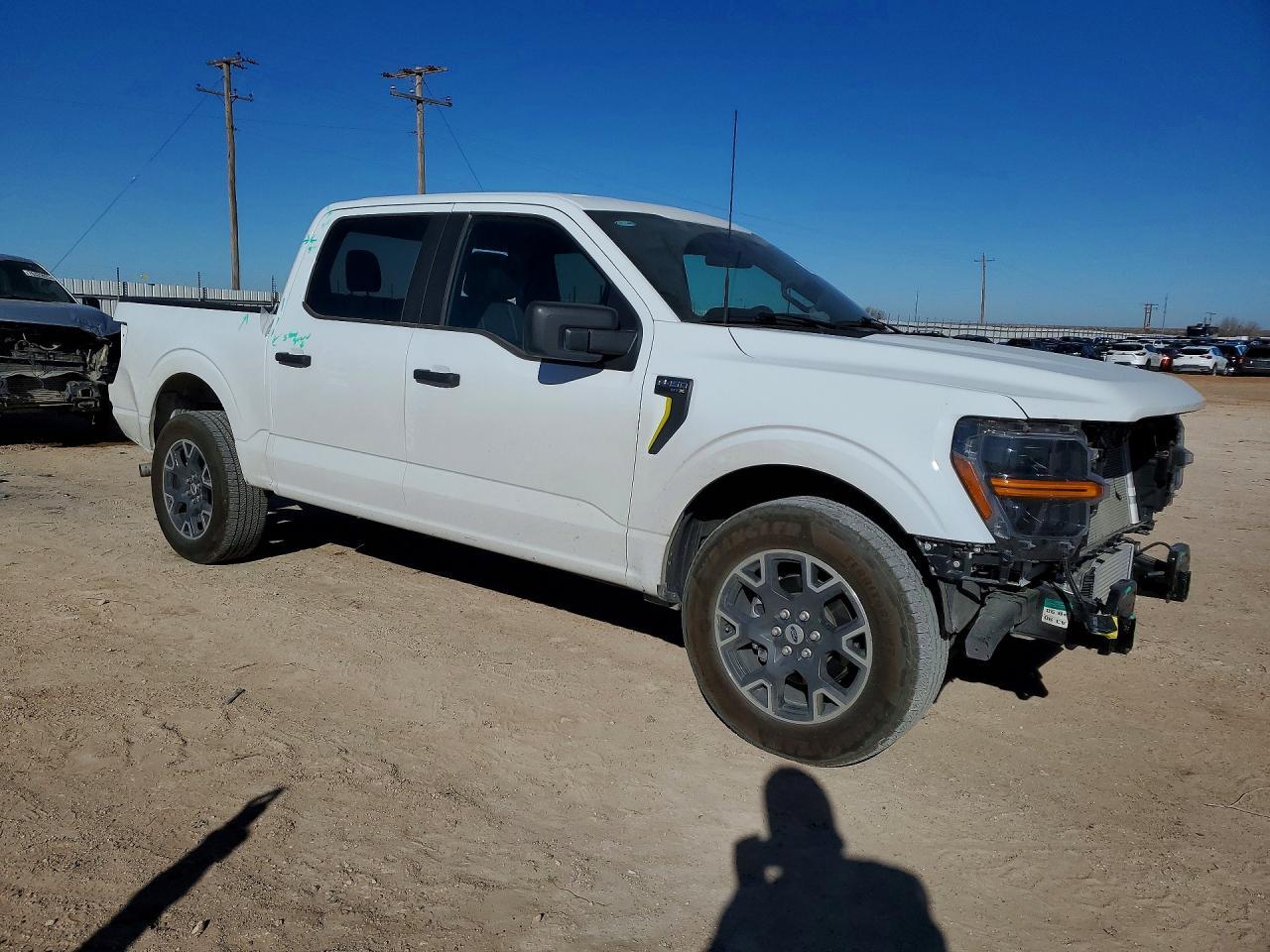 2025 Ford F150 Stx - Фото 4