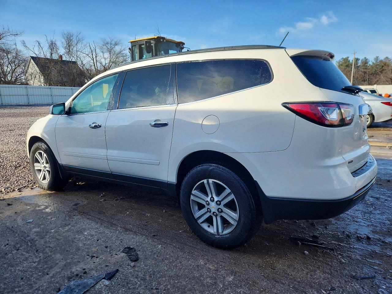 2015 Chevrolet Traverse Lt - Image 2