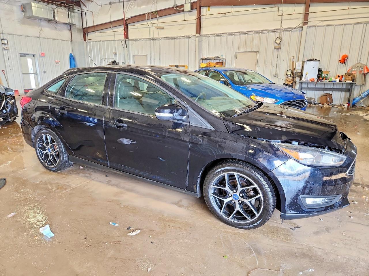 2017 Ford Focus Sel - Image 4