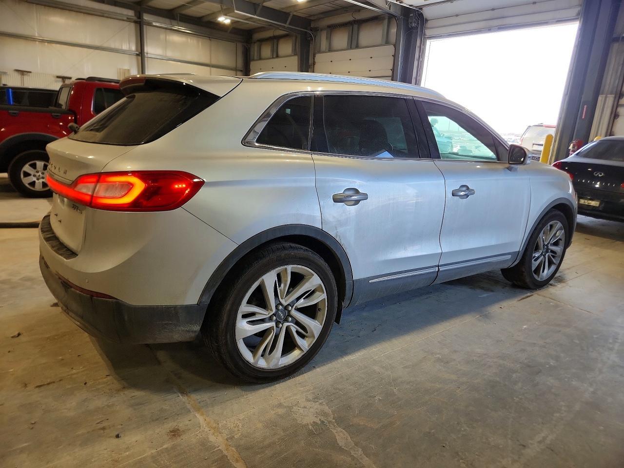 2018 Lincoln Mkx Reserve - Image 3