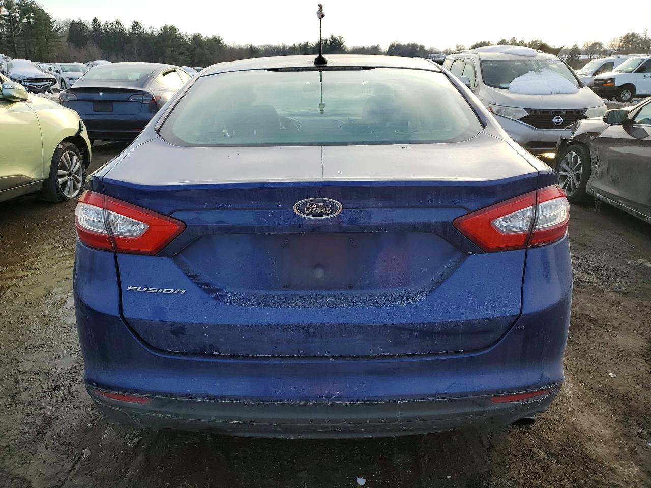 2013 Ford Fusion S - Фото 6