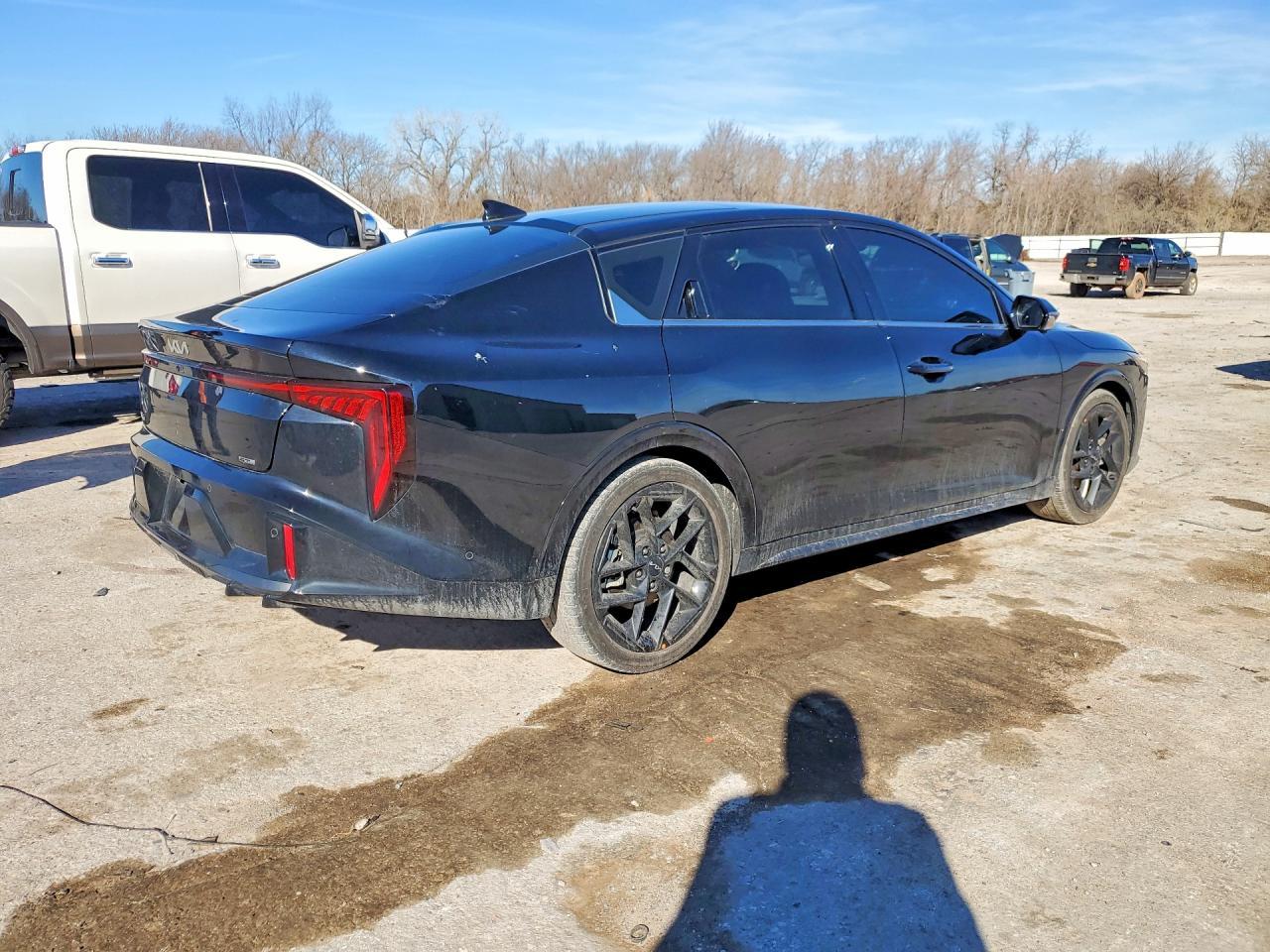 2025 Kia K4 Gt-Line Turbo - Image 3