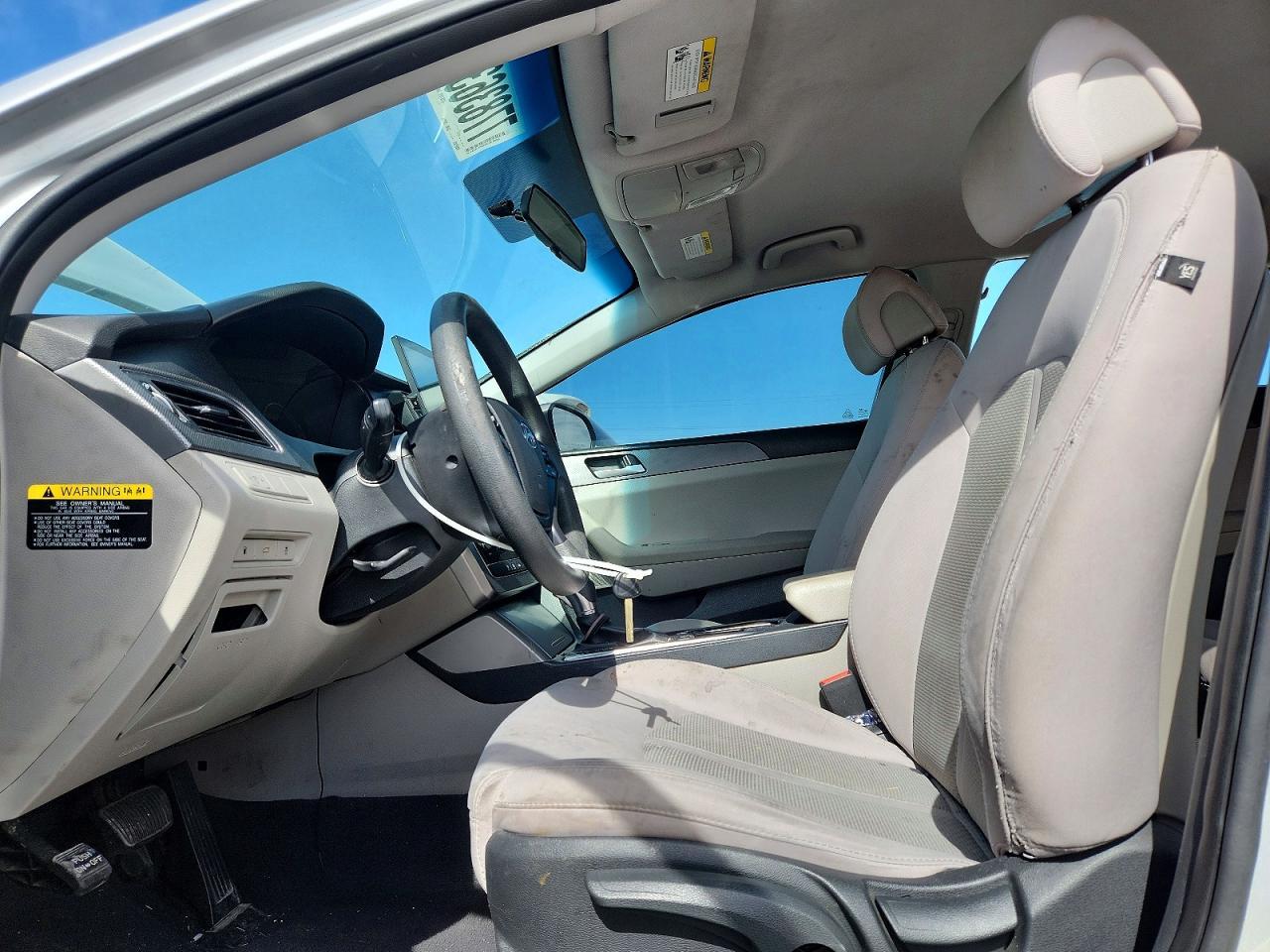 2016 Hyundai Sonata Base - Image 7