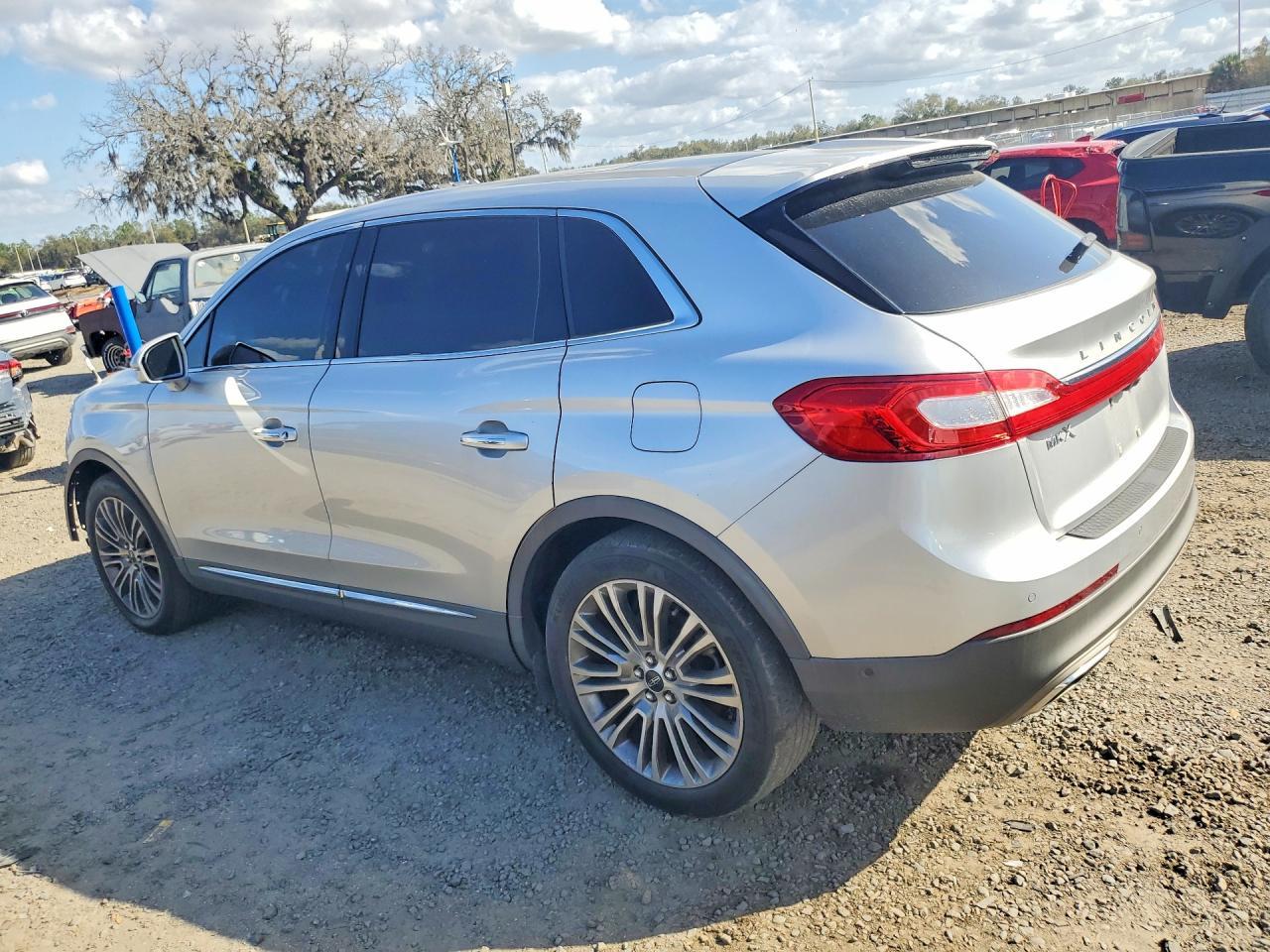 2016 Lincoln Mkx Reserve - Фото 2