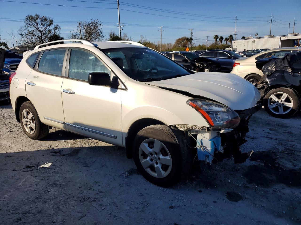 2014 Nissan Rogue Select S - Фото 4