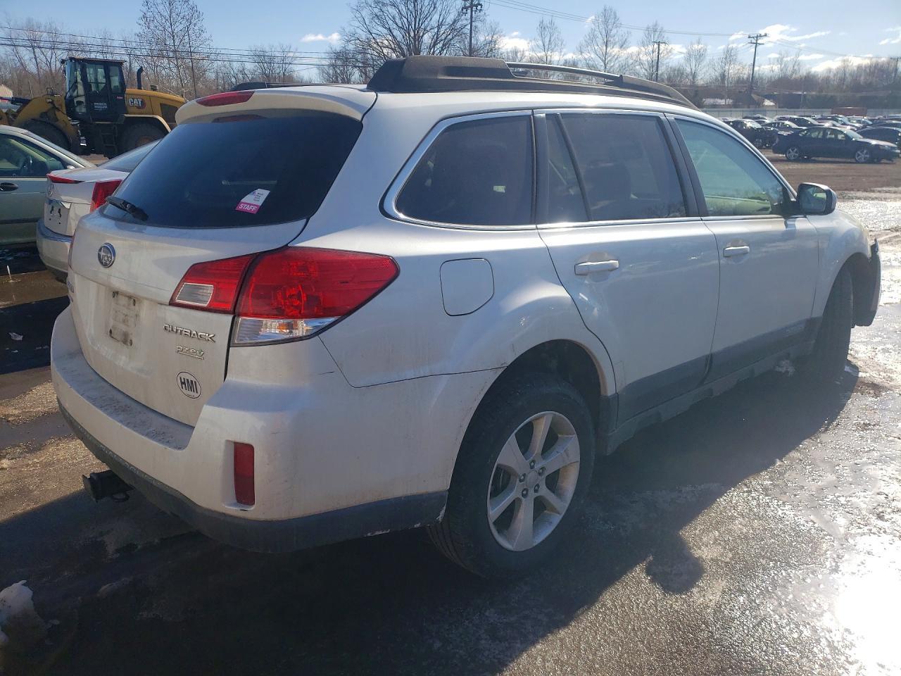 2013 Subaru Outback 2.5I Premium - Фото 3