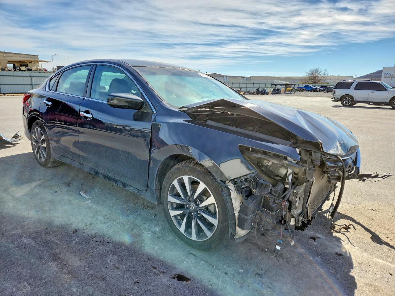 2017 Nissan Altima 2.5 - Фото 4