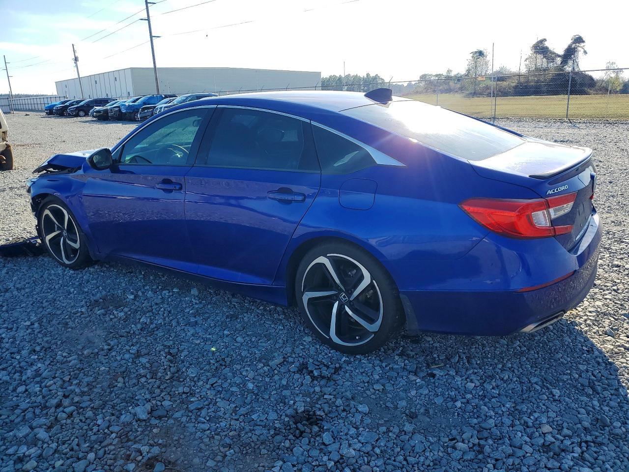 2021 Honda Accord Sport - Фото 2
