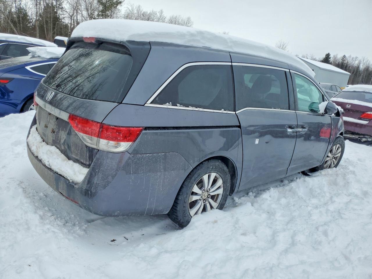 2016 Honda Odyssey Ex - Image 3