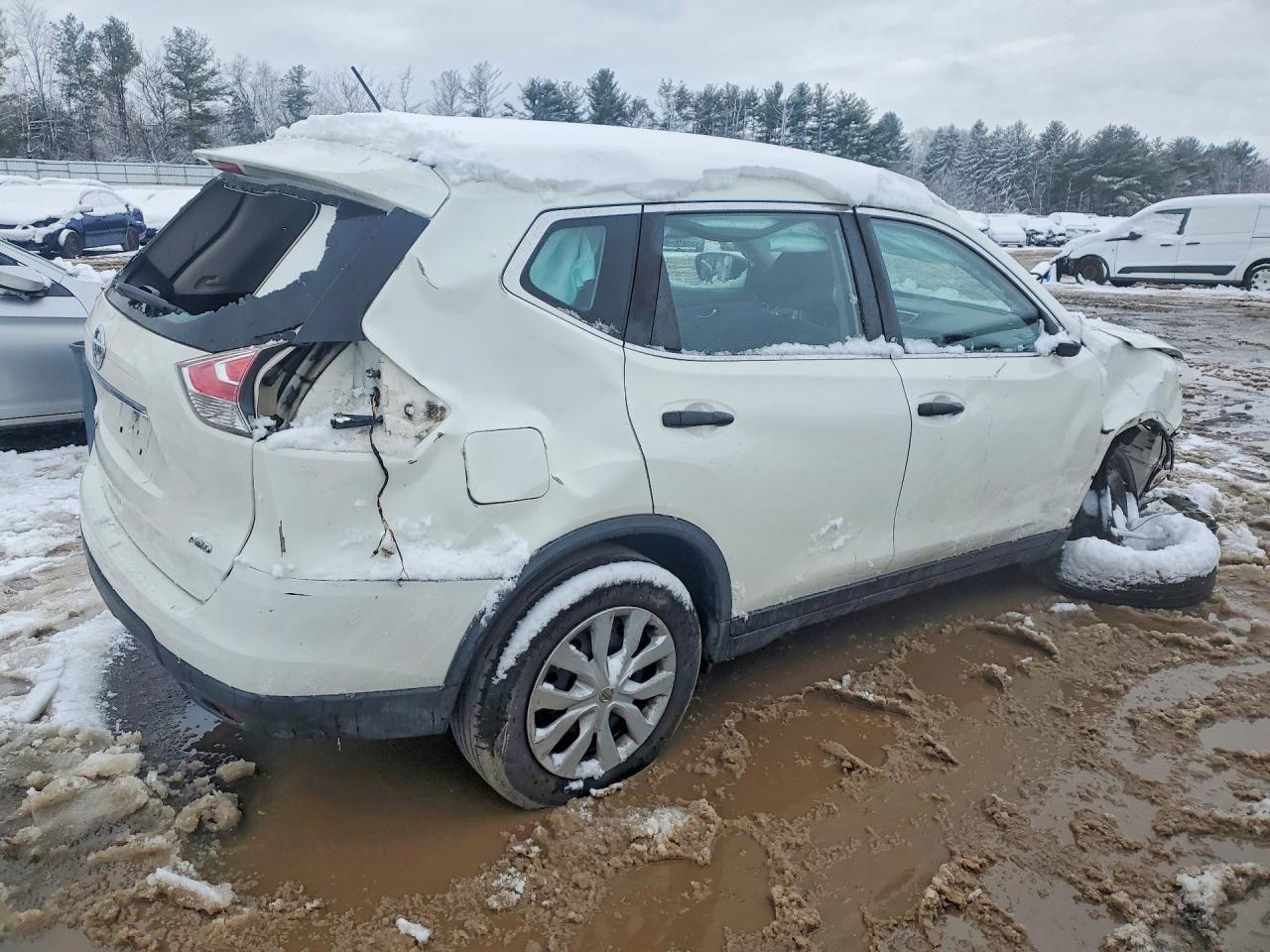 2016 Nissan Rogue S - Фото 3