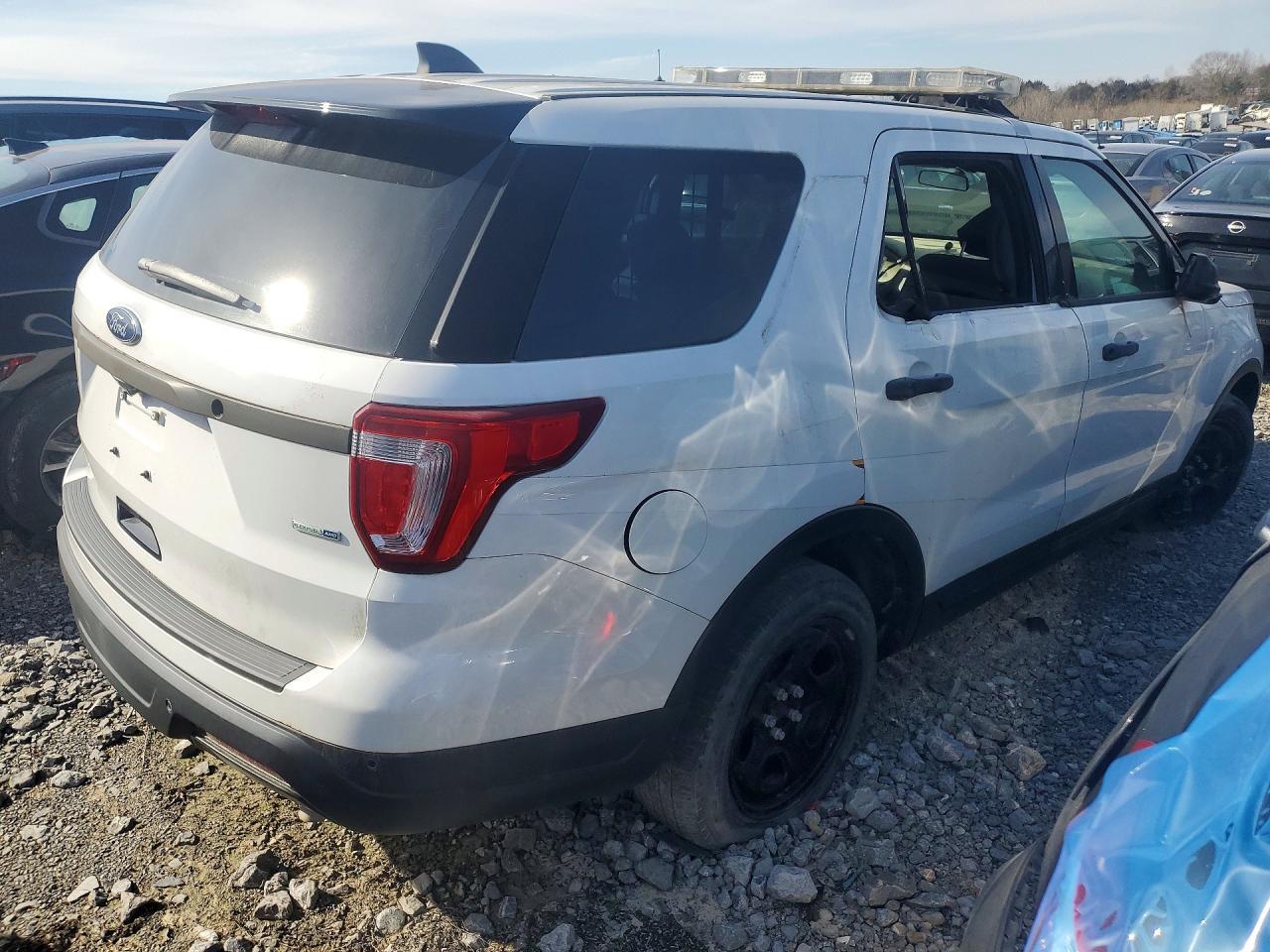 2019 Ford Explorer Police Interceptor - Image 3
