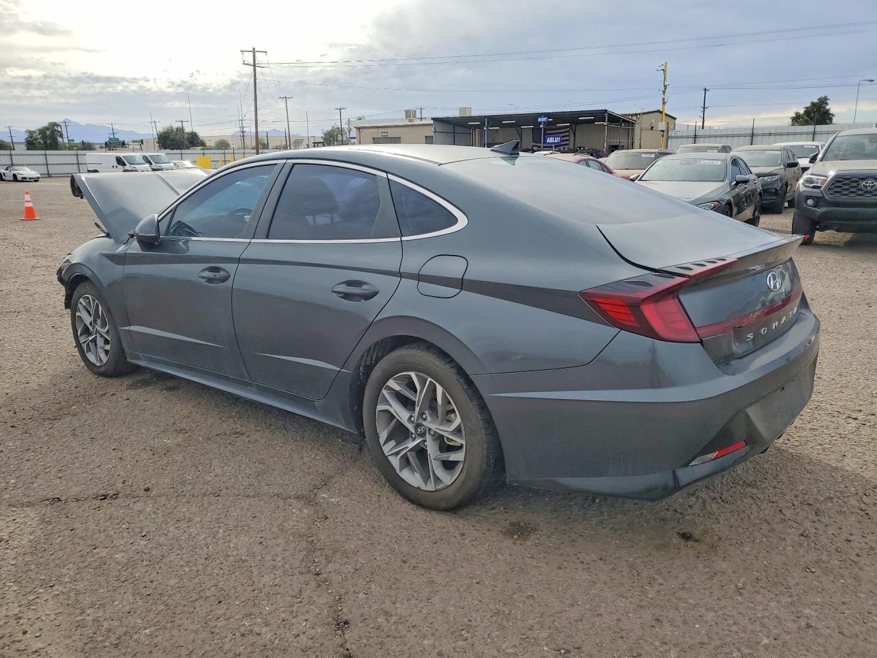 2021 Hyundai Sonata Sel - Image 2