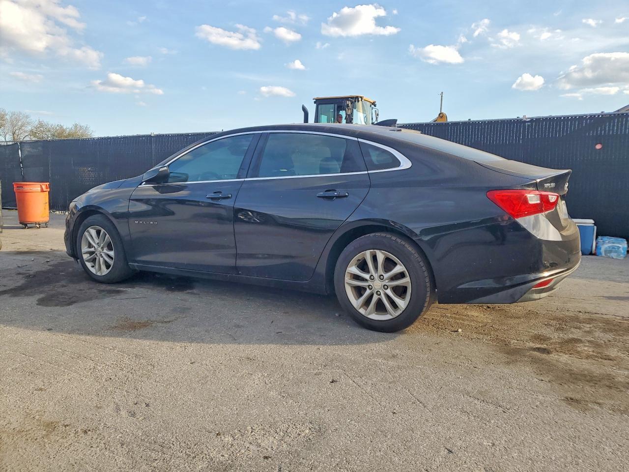 2016 Chevrolet Malibu Lt - Фото 2
