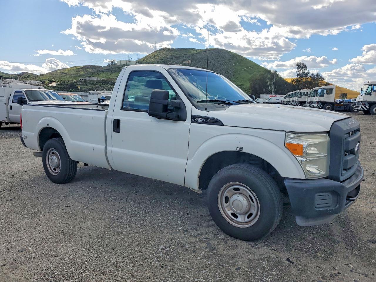 2013 Ford F-250 Sd * R & D- Cln Title- Pri Fleet * - Фото 4