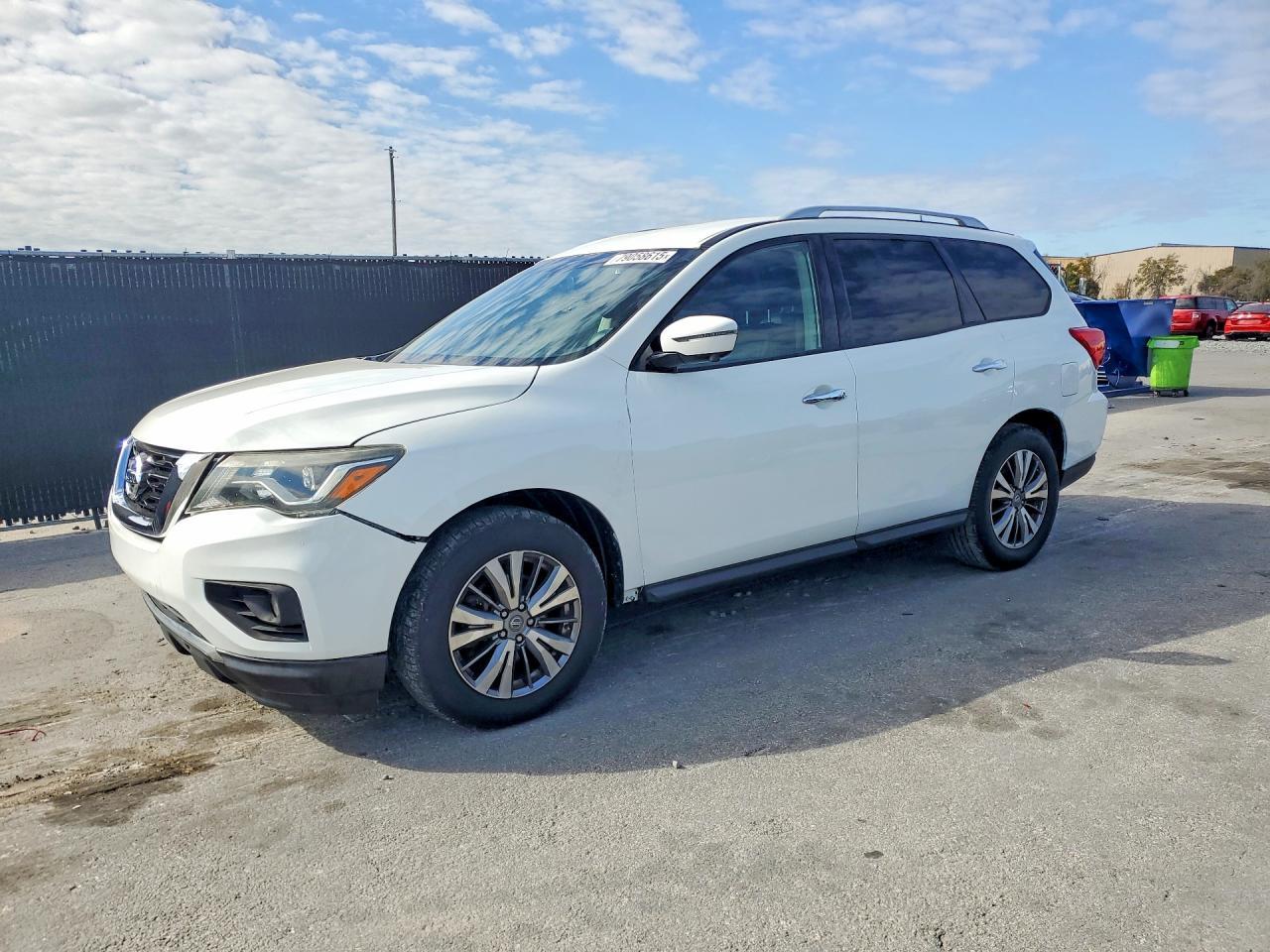 2018 Nissan Pathfinder Sl