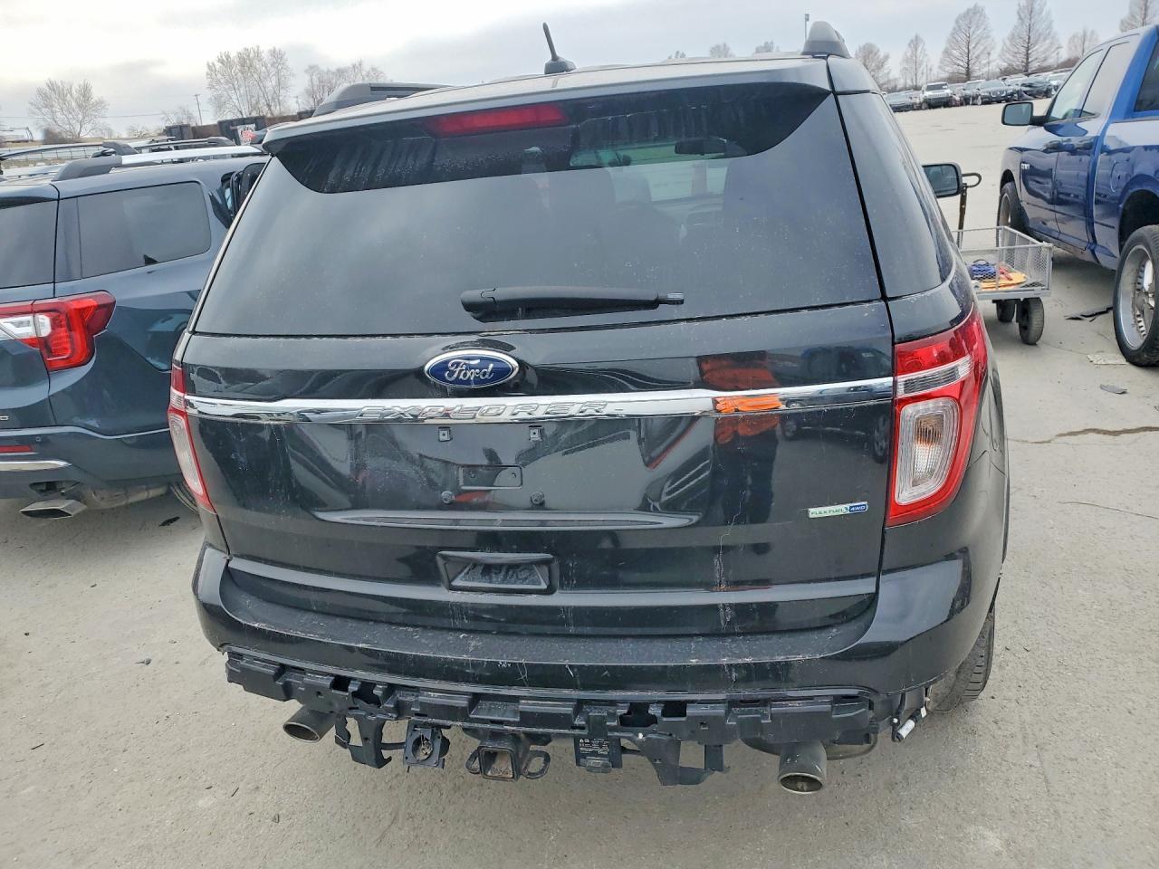 2015 Ford Explorer - Фото 6